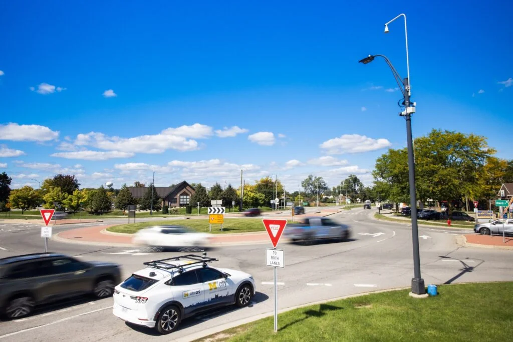 U-M to improve pedestrian, vehicle safety at intersections with $5.66M from USDOT