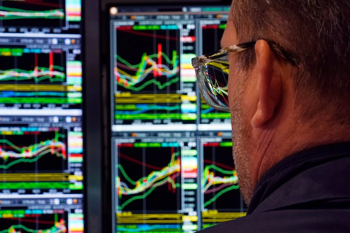 U.S. Economic Outlook: Analysts Warn of Recession Risks Amid Trade Tensions
