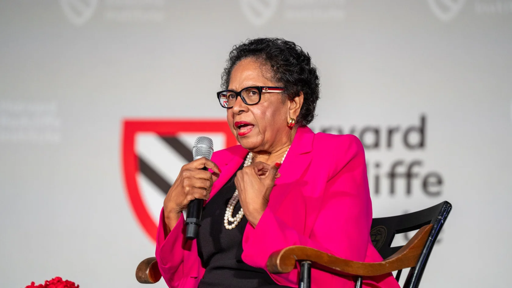 Ruth J. Simmons Touted for Her Impact and Pioneering Spirit at Radcliffe Day Ceremony